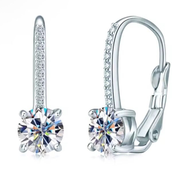 Auskarai su moisanitais Rinkelės